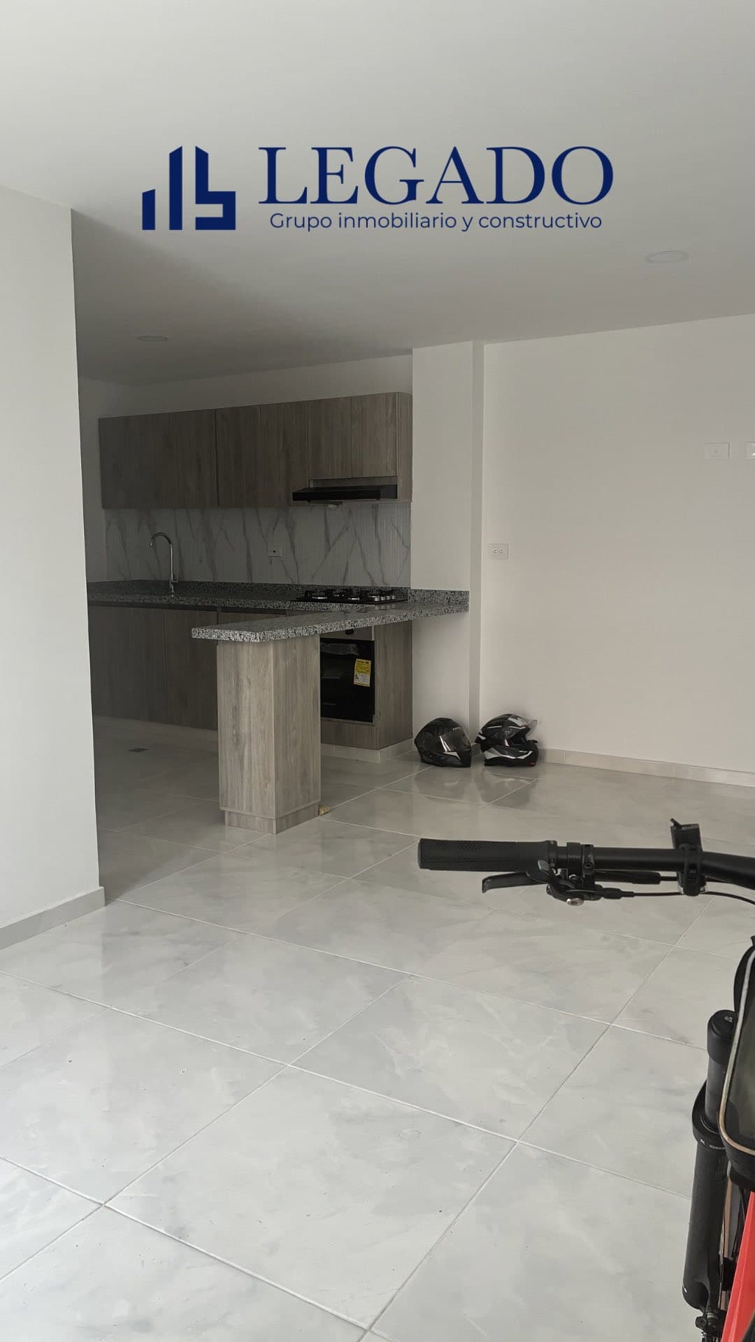 APARTAMENTO PRIMER PISO  en Socorro, SOCORRO